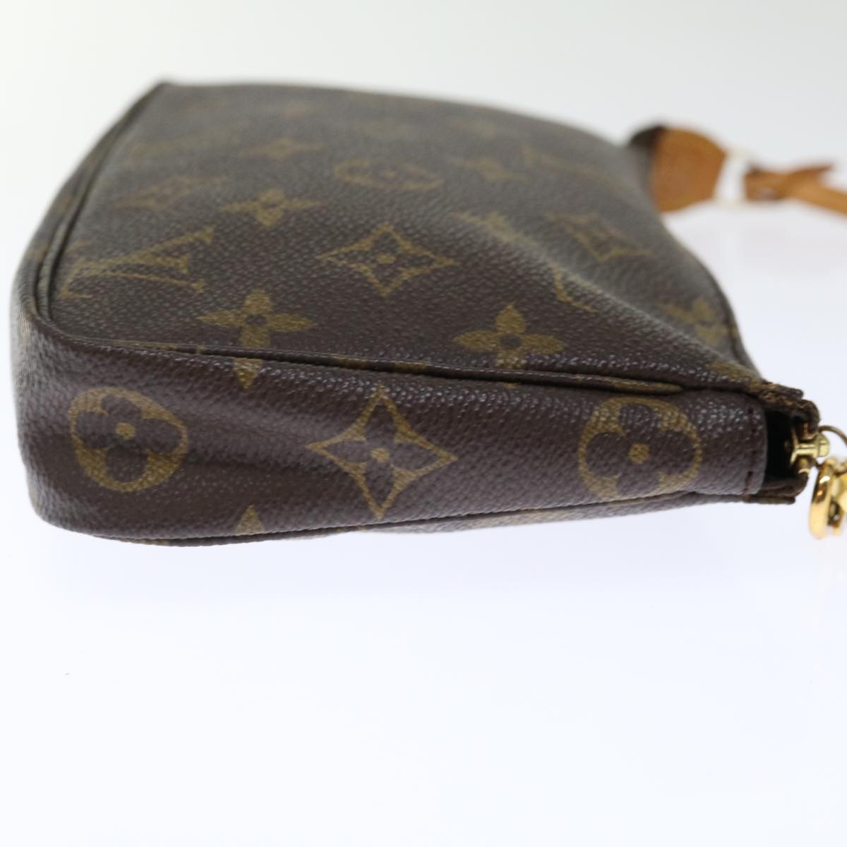 Louis Vuitton Pochette Accessoarer Monogram axelväska