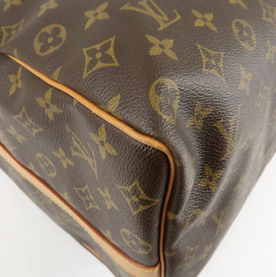 LOUIS VUITTON Keepall 50 Bandouliere Monogram Weekend Boston Travel Bag