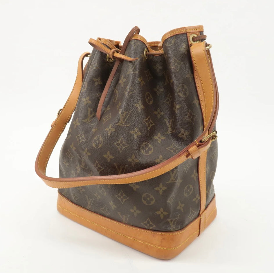 LOUIS VUITTON Noe Monogram Drawstring Shoulderbag