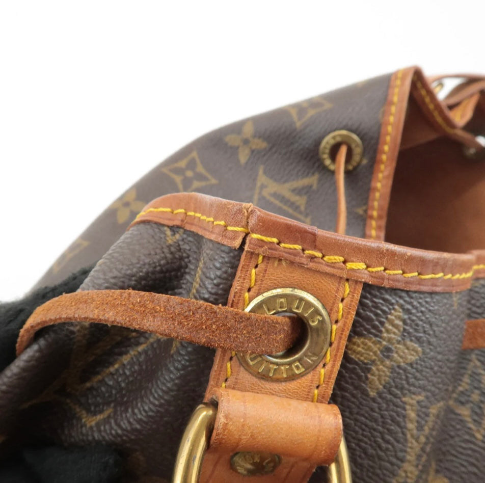 LOUIS VUITTON Petit Noe Monogram Drawstring Shoulderbag