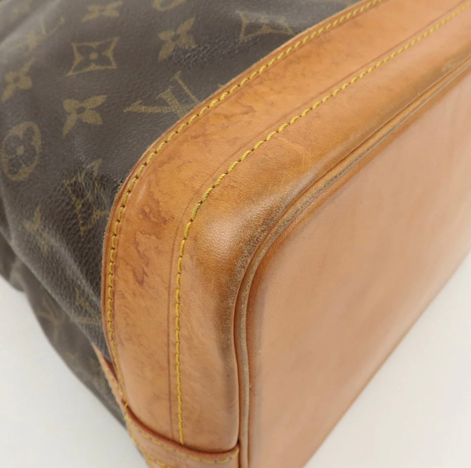 LOUIS VUITTON Noe Monogram Drawstring Shoulderbag