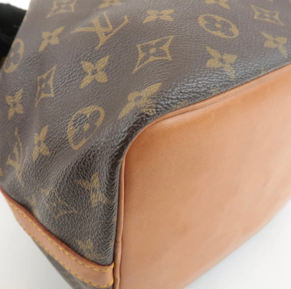 LOUIS VUITTON Petit Noe Monogram Drawstring Shoulderbag