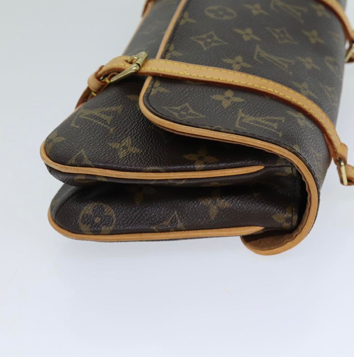 Louis Vuitton Marelle Monogram Shoulderbag