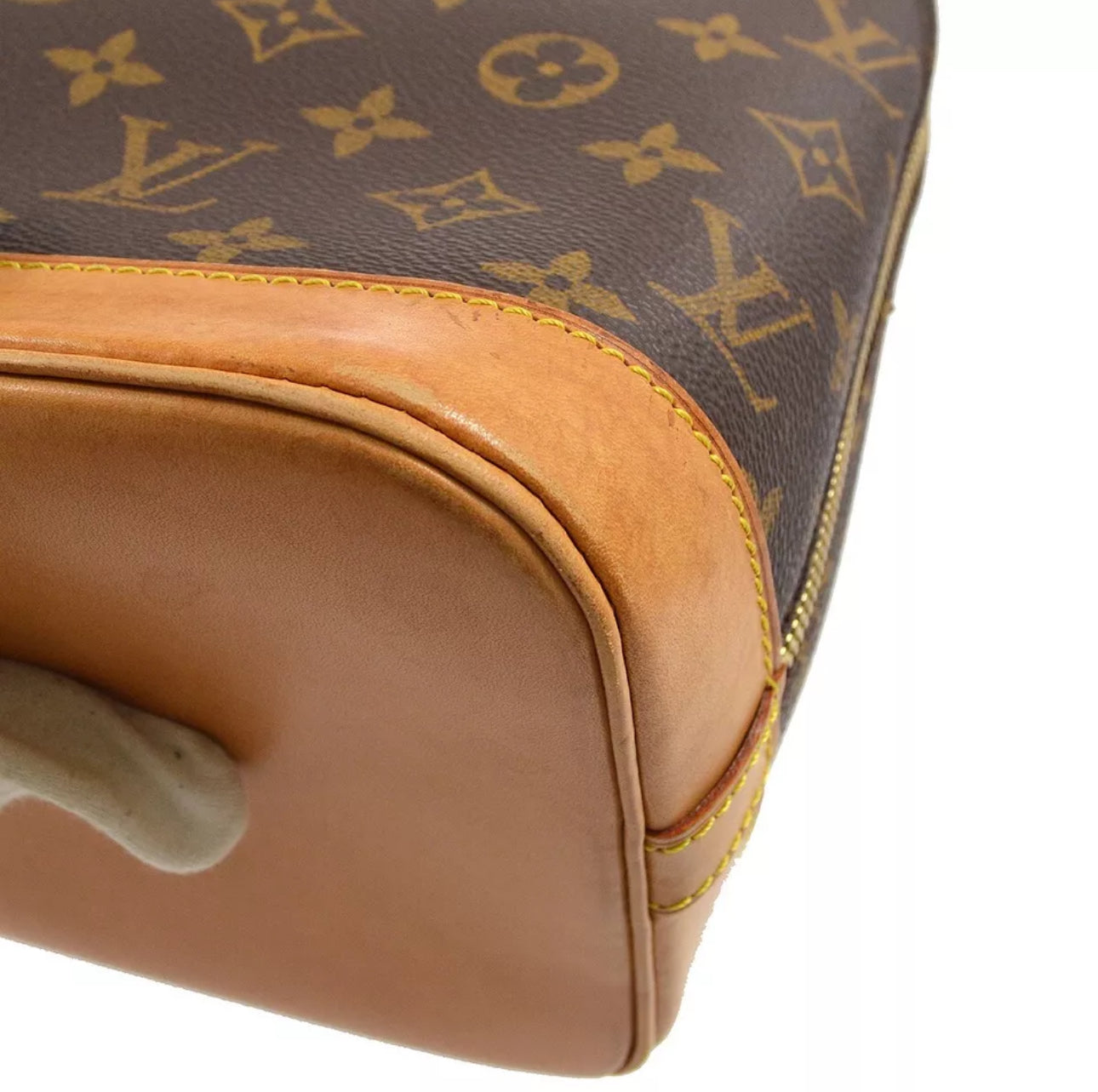 Louis Vuitton Alma Monogram handväska