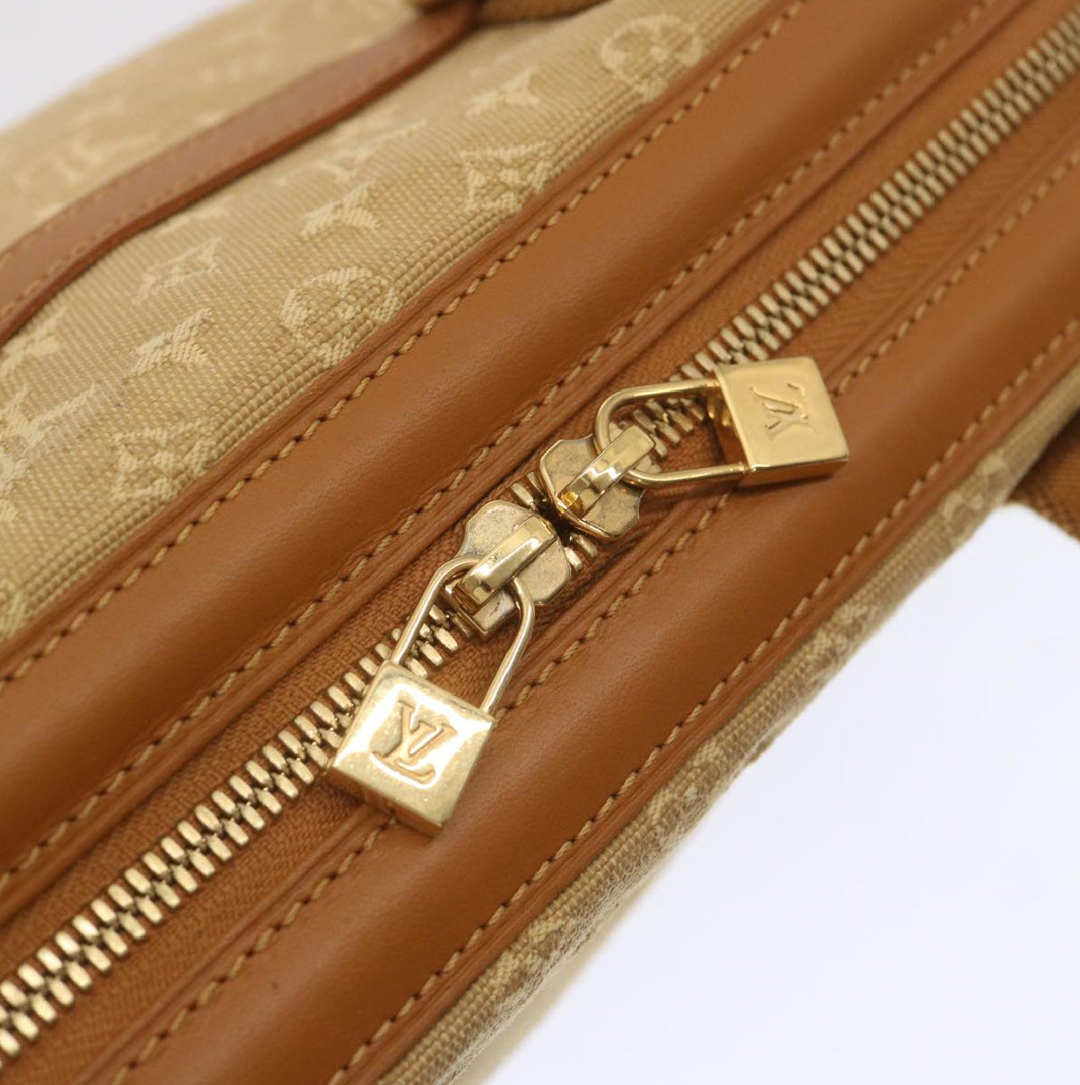 Louis Vuitton Josephine PM Beige Monogram Handrbag