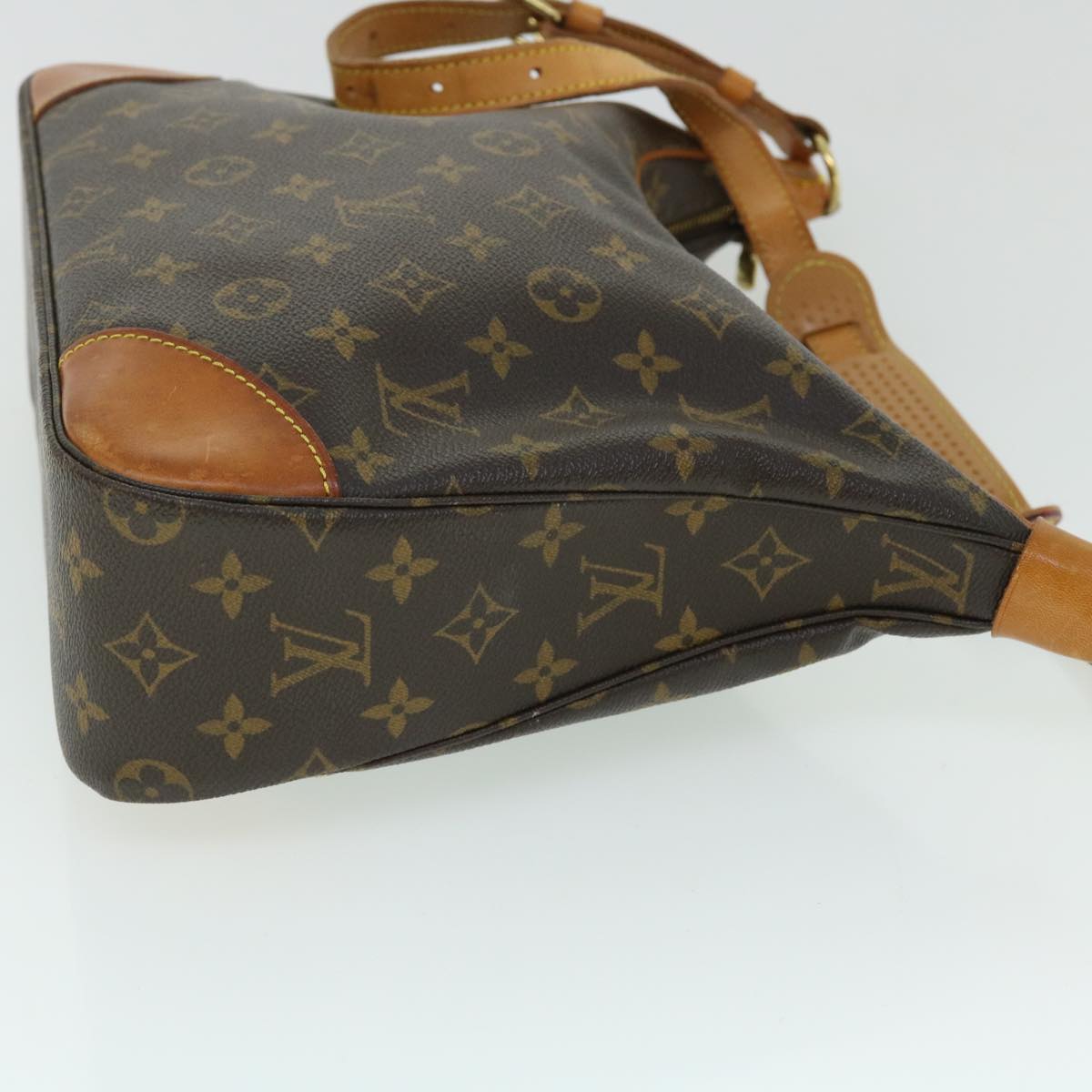 Louis Vuitton Boulogne 30 Monogram Crossbody