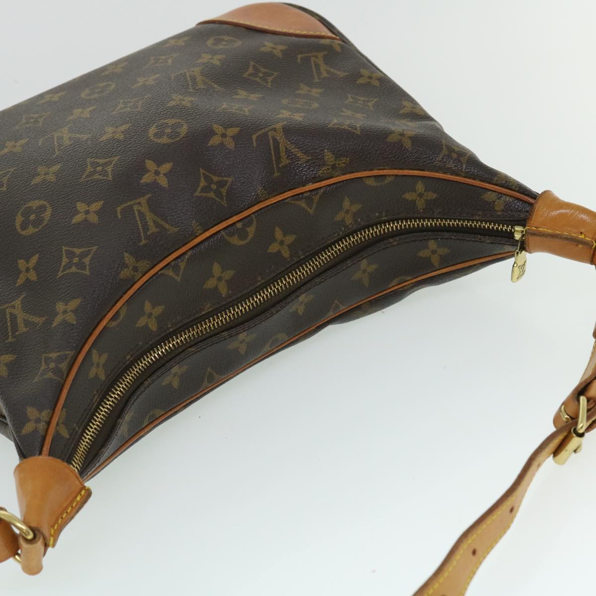 Louis Vuitton Boulogne 30 Monogram Crossbody