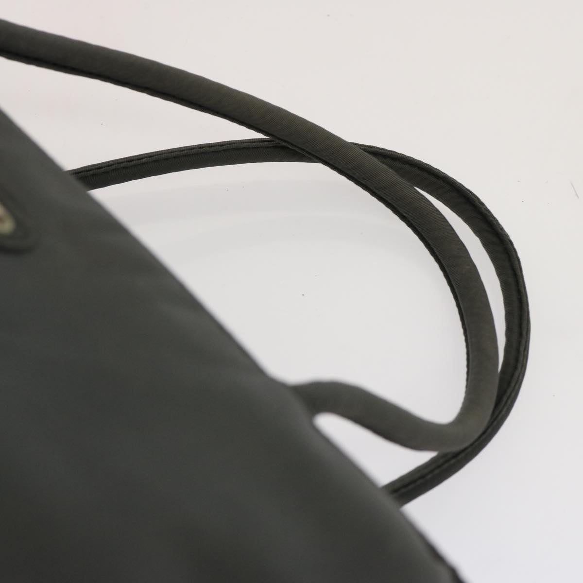 Prada nylon skuldertaske