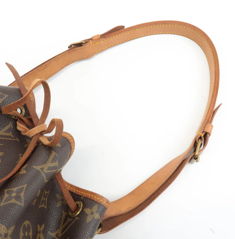 LOUIS VUITTON Petit Noe Monogram Drawstring Shoulderbag