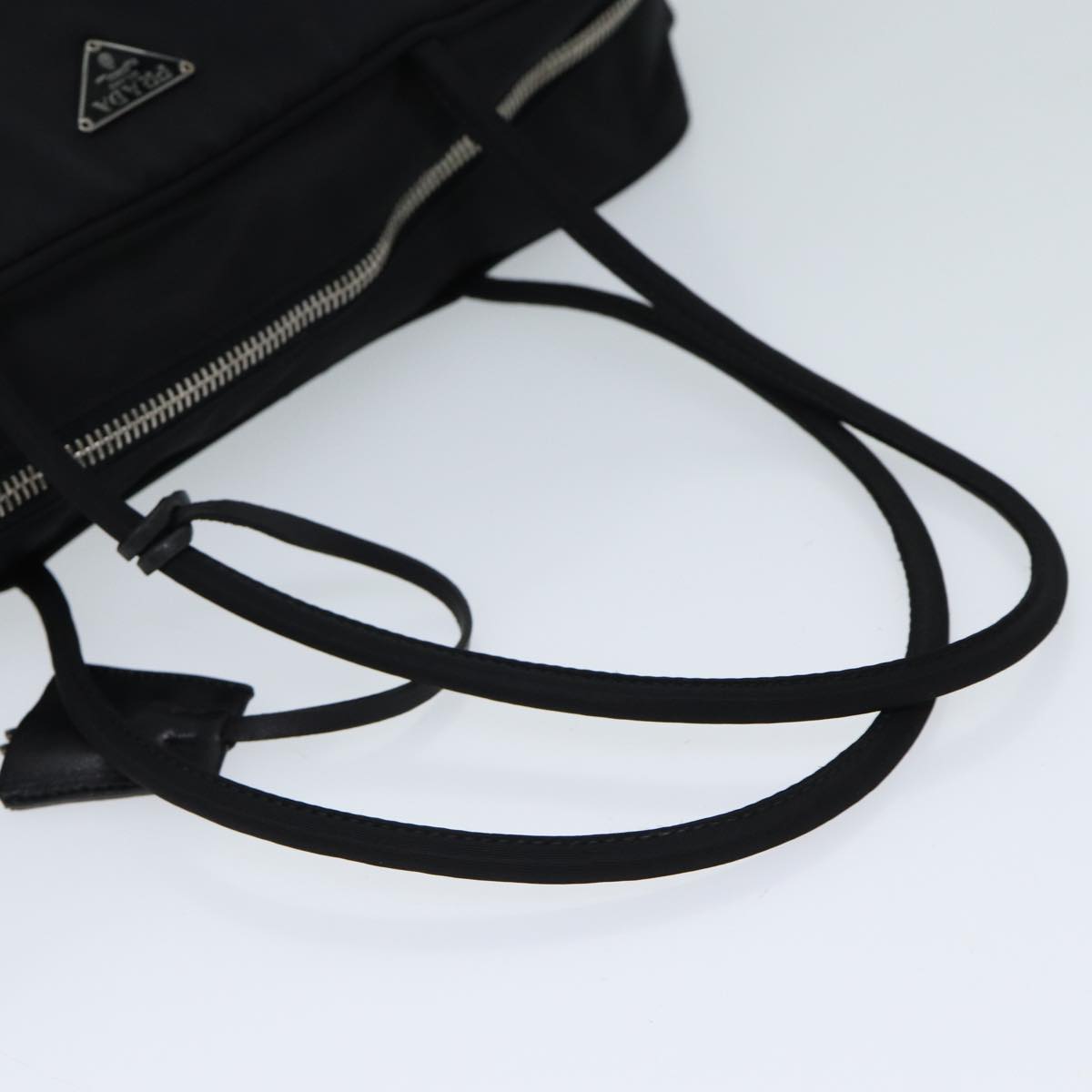 Prada nylon skuldertaske