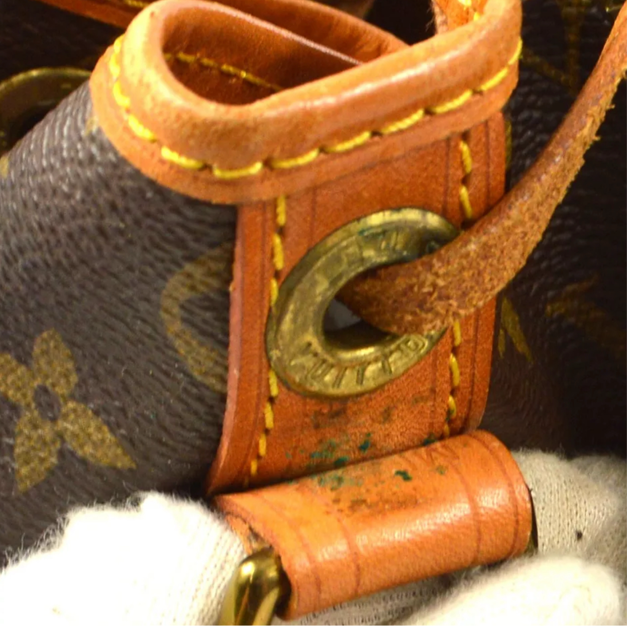 Louis Vuitton Noe Monogram Skuldertaske med snoretræk