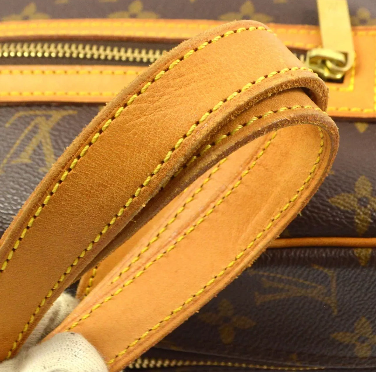 Louis Vuitton Cite GM Monogram Shoulderbag