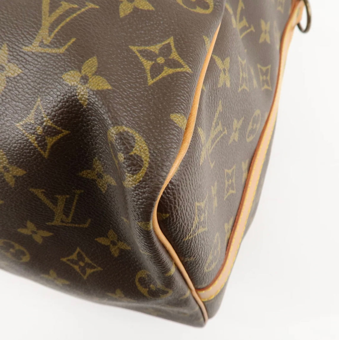 LOUIS VUITTON Keepall 50 Bandouliere Monogram Weekend Boston Travel Bag