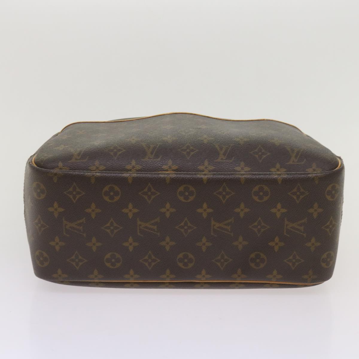 Louis Vuitton Deauville Monogram Hangbag