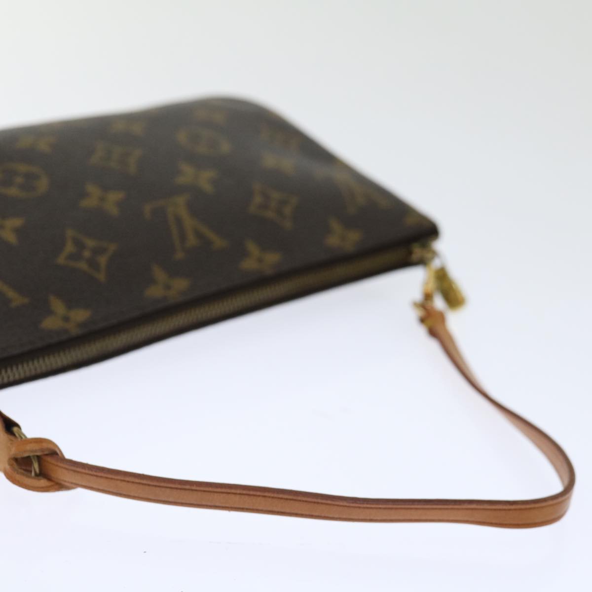 Louis Vuitton Pochette Accessories Monogram Shoulderbag