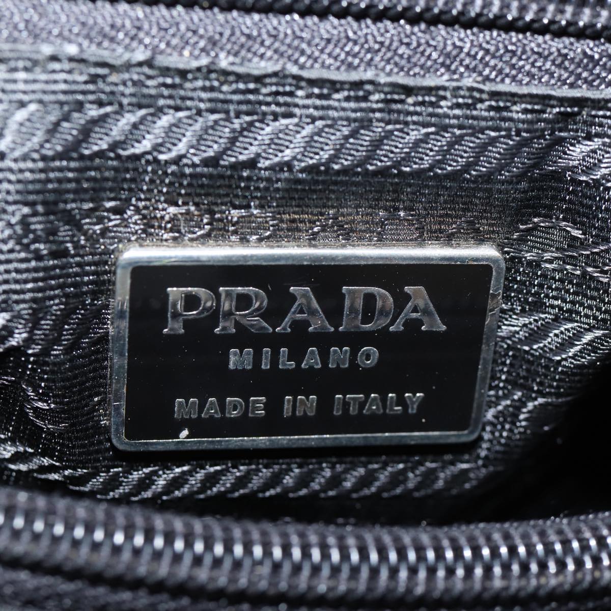 Prada handväska i nylon